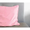 Beauty Skin Care Pink glanssatijn Kussensloop
